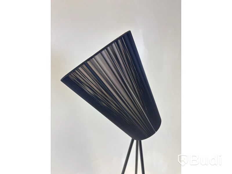 Golvlampa Oslo Wood. Ord. pris inkl. moms: ca 5990 kr