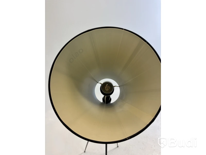 Golvlampa Oslo Wood. Ord. pris inkl. moms: ca 5990 kr