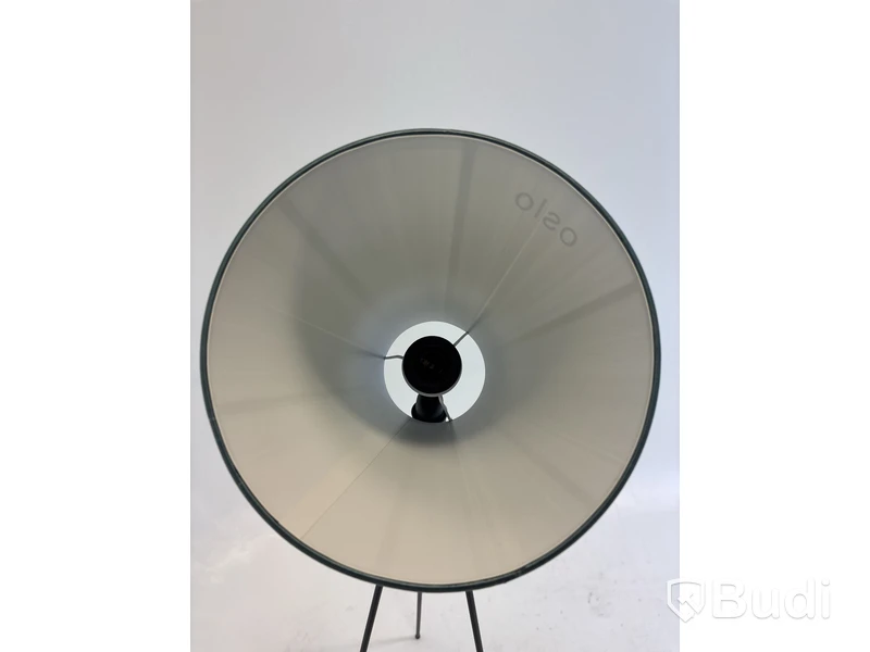 Golvlampa Oslo Wood. Ord. pris inkl. moms: ca 5990 kr