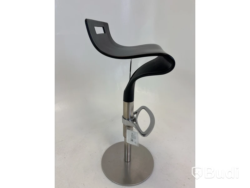 Barstol Moos, Miniforms. Ord. pris inkl. moms: 3960 kr