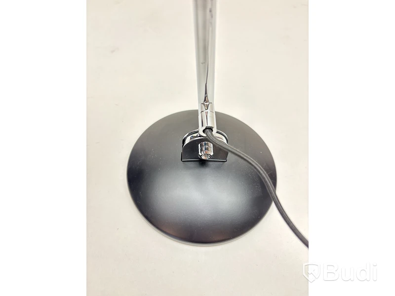 Bordslampa Gubi Bestlite. Ord. pris inkl. moms: ca 7177 kr