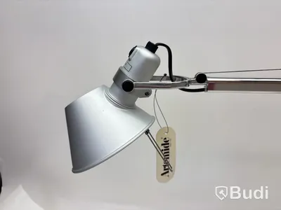 Skrivbordslampa Artemide Tolomeo. Ord. pris inkl. moms: ca 4540 kr