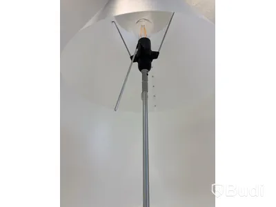 Golvlampa Costanza Paolo Rizzatto Luceplan. Ord. pris inkl. moms ca 6340 kr