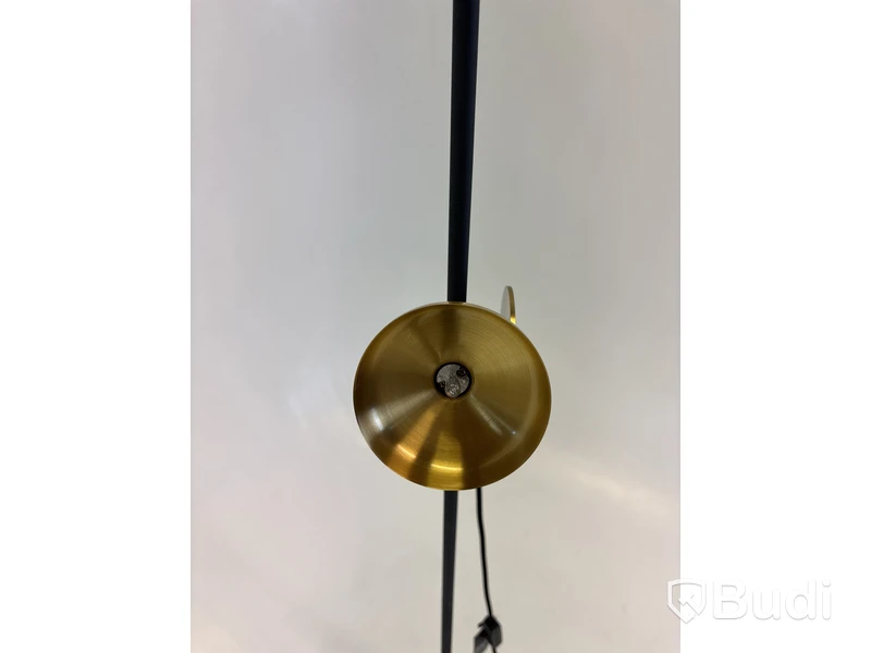 Golvlampa Pholc CO Bankeryd. Ord. pris inkl. moms: ca 3995 kr