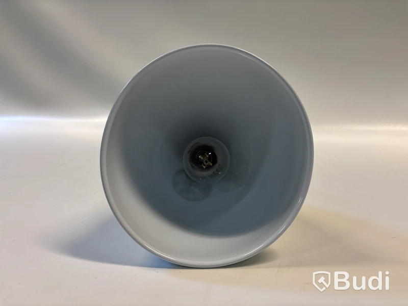 Vägglampa Gubi Bestlite BL7. Ord. pris inkl. moms: 5999 kr.
