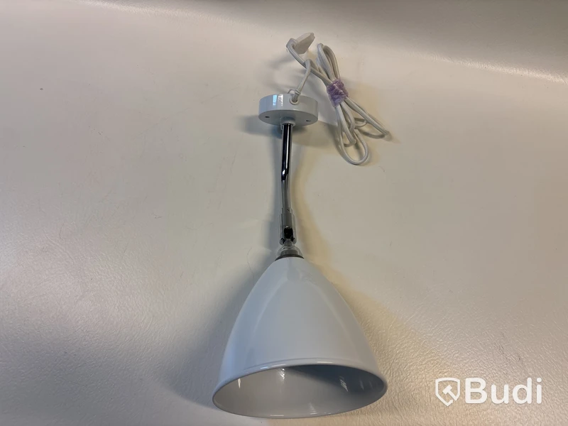 Vägglampa Gubi Bestlite BL7. Ord. pris inkl. moms: 5999 kr.