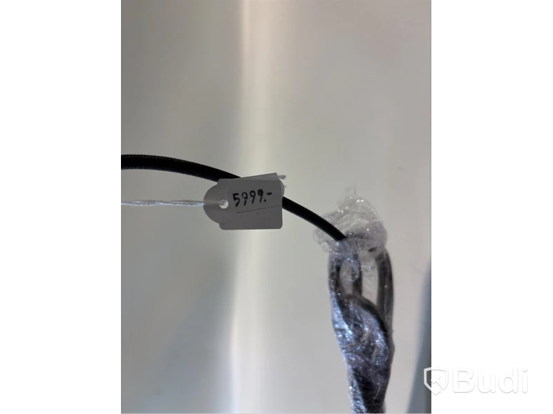 Vägglampa Gubi Bestlite BL7. Ord. pris inkl. moms: ca 5999 kr.