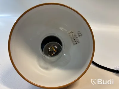 Taklampa Fritz Hansen. Ord. pris inkl. moms: ca 3799 kr.