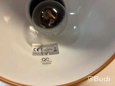 Taklampa Fritz Hansen. Ord. pris inkl. moms: ca 3799 kr.