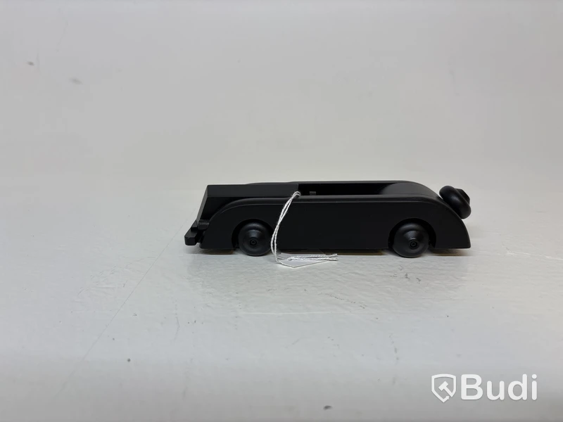2 st. Miniatyrbilar Kay Bojesen Design. Ord. pris inkl. moms: ca 1448 kr.