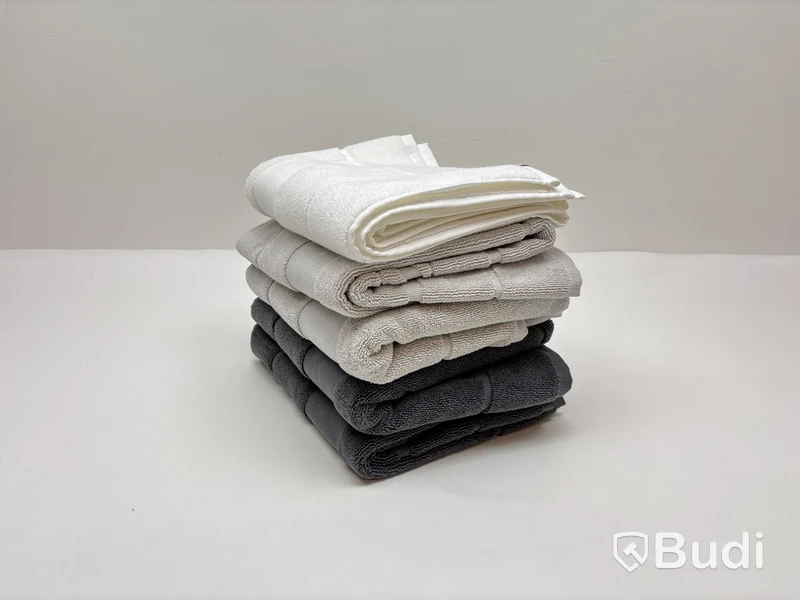 5 st. Badrumsmattor Lexington, olika färger, Ord. pris inkl. moms: ca 2500 kr.