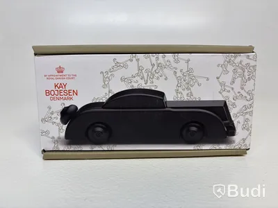 Miniatyrbil Kay Bojesen Limousine. Ord. pris inkl. moms: ca 749 kr.