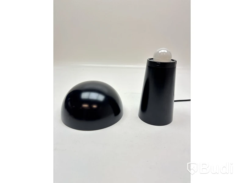 Bordslampa Night Owl FRITZ HANSEN, svart. Ord. pris inkl. moms: ca 2799 kr
