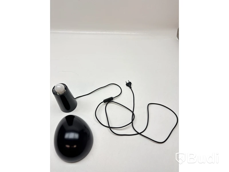 Bordslampa Night Owl FRITZ HANSEN, svart. Ord. pris inkl. moms: ca 2799 kr