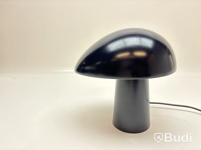 Bordslampa Night Owl FRITZ HANSEN, svart. Ord. pris inkl. moms: ca 2799 kr