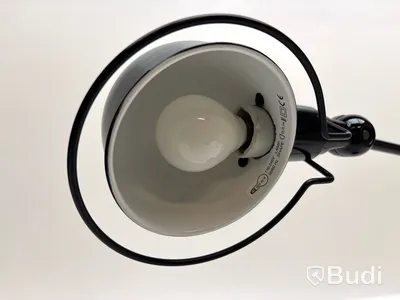 Skrivbordslampa Jielde Signal. Ord. pris inkl. moms: ca 4100 kr