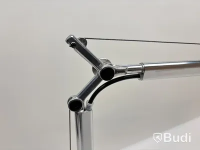 Skrivbordslampa Artemide Tolomeo. Ord. pris inkl. moms: ca 3500 kr.