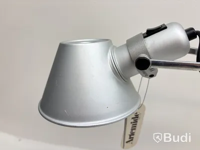 Skrivbordslampa Artemide Tolomeo. Ord. pris inkl. moms: ca 3500 kr.
