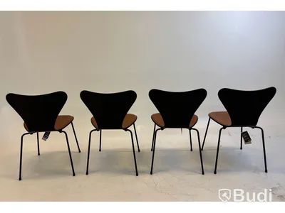 4 st. Stolar Fritz Hansen, sjuan 3107, Totalt ord. pris inkl. moms: ca 41900 kr