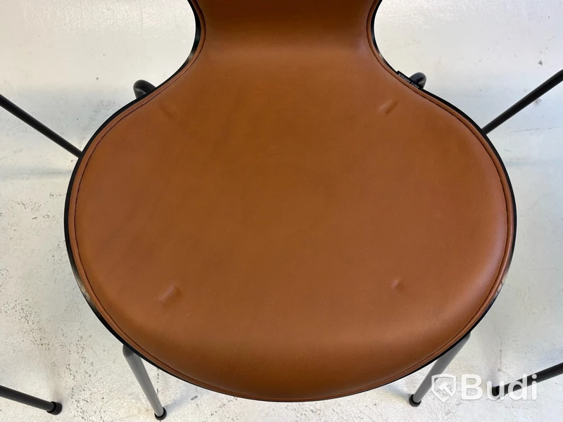 4 st. Stolar Fritz Hansen, sjuan 3107, Totalt ord. pris inkl. moms: ca 41900 kr