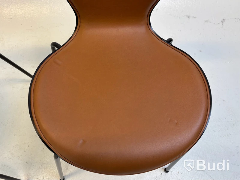 4 st. Stolar Fritz Hansen, sjuan 3107, Totalt ord. pris inkl. moms: ca 41900 kr