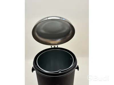 Pedalhink Vipp16, svart, 18 L, Ord. pris inkl. moms: ca 4495 kr