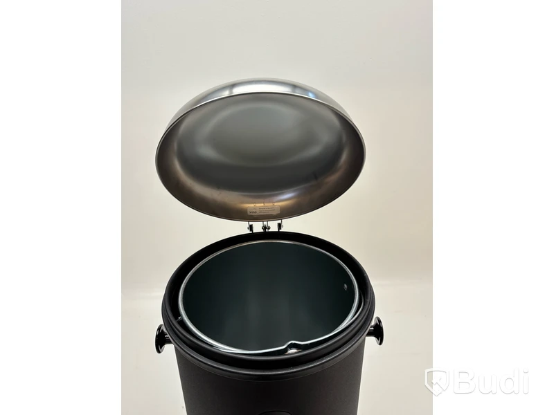 Pedalhink Vipp16, svart, 18 L, Ord. pris inkl. moms: ca 4495 kr