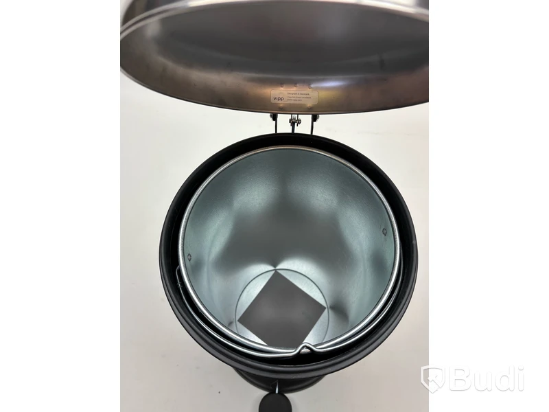 Pedalhink Vipp16, svart, 18 L, Ord. pris inkl. moms: ca 4495 kr