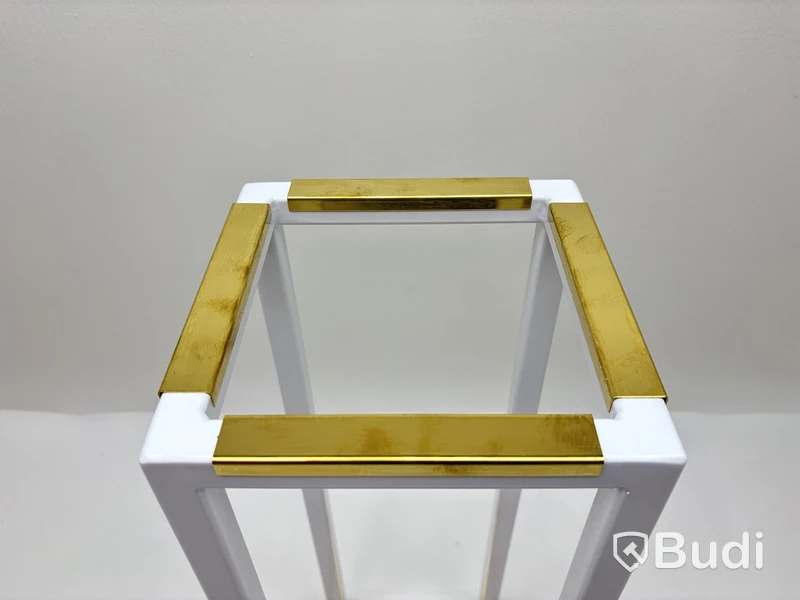 Paraplyställ vit och guld.