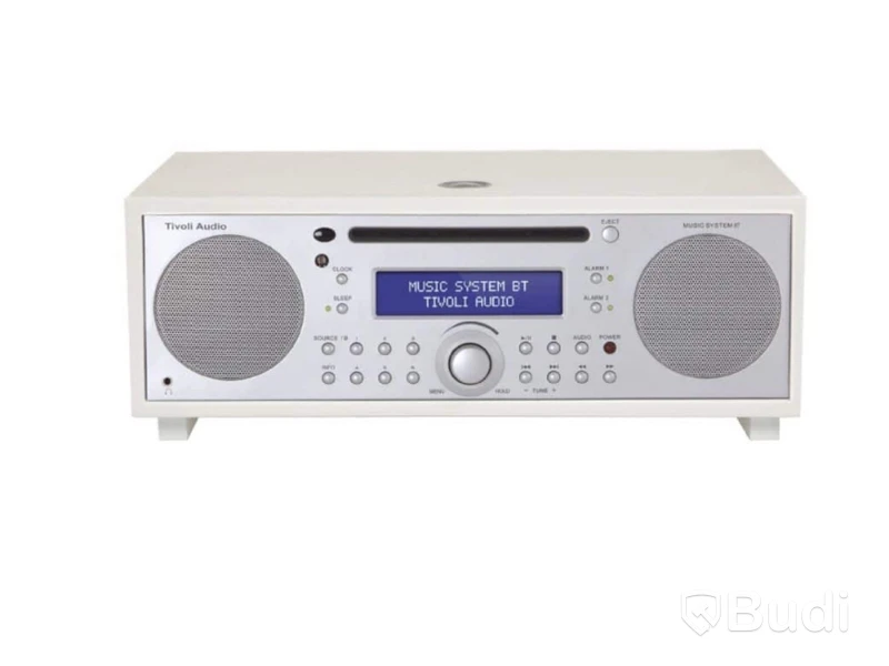 Musiksystem Tivoli Audio vit/ silver. Ord. pris inkl. moms: ca 7490 kr.