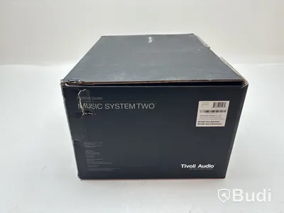 Musiksystem Tivoli Audio vit/ silver. Ord. pris inkl. moms: ca 7490 kr.