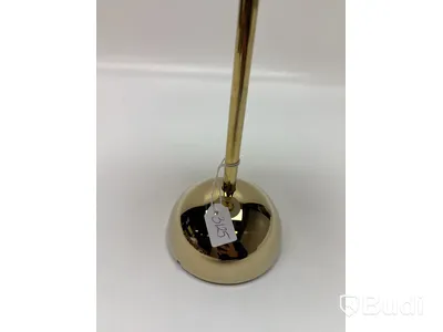 Bordslampa &Tradition Flowerpot VP9 guld. Ord. pris inkl. moms: ca 3125 kr.