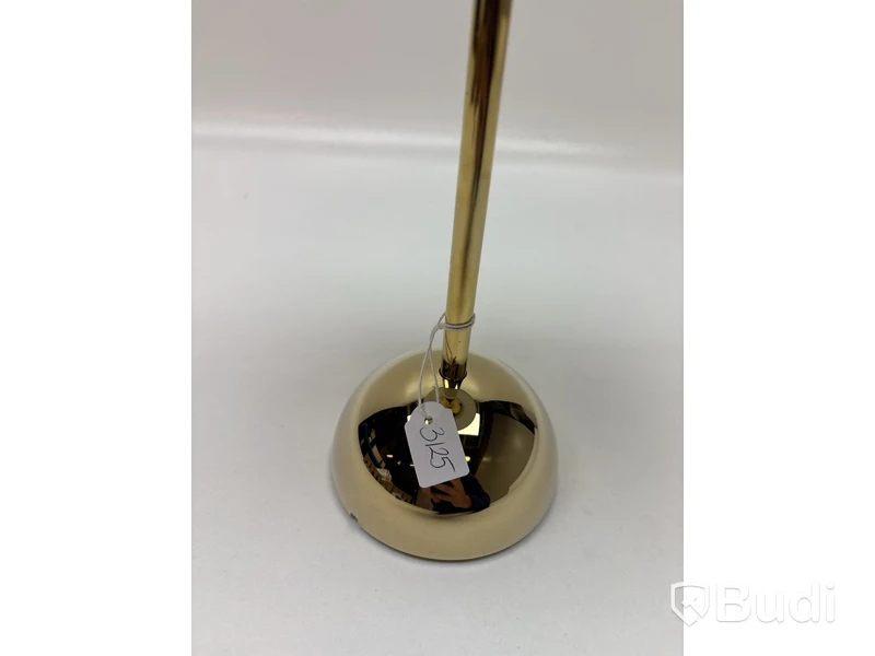 Bordslampa &Tradition Flowerpot VP9 guld. Ord. pris inkl. moms: ca 3125 kr.