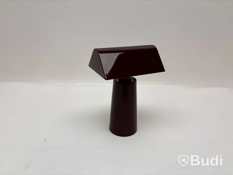 Lampa &Tradition MF1. Ord. pris inkl. moms: ca 2230 kr.