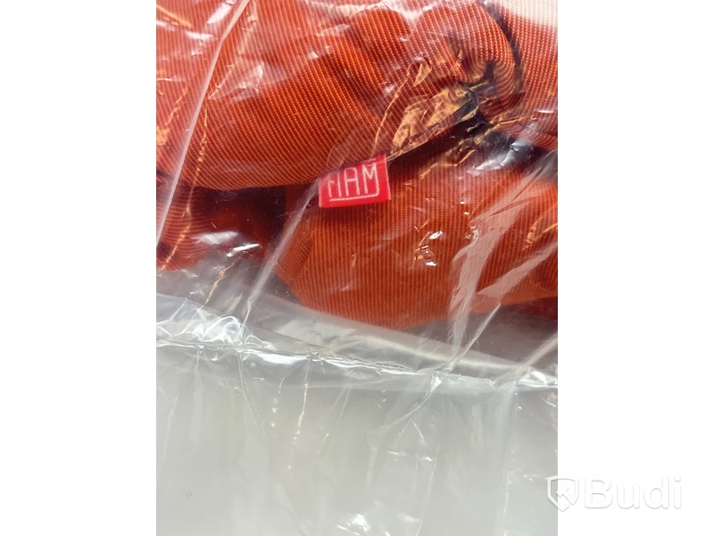 Liggdyna Fiam röd. Ord. pris inkl. moms: ca 1375kr.