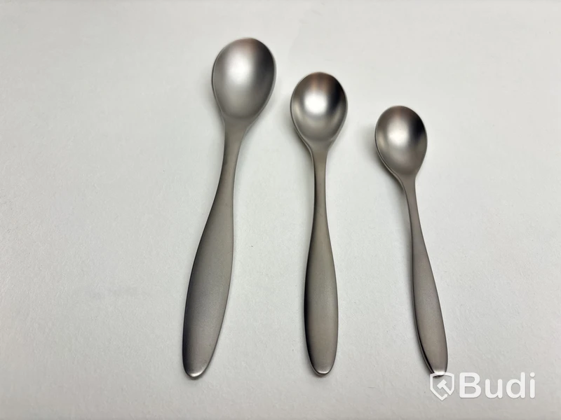 Parti med skedar Klong Bohlin. Ord. pris inkl. moms: ca 2300 kr.