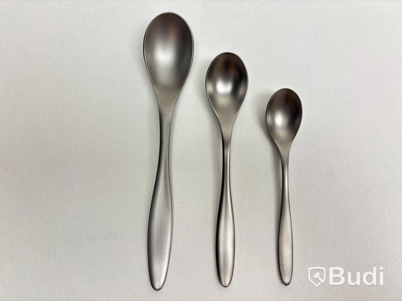 Parti med skedar Klong Bohlin. Ord. pris inkl. moms: ca 2300 kr.