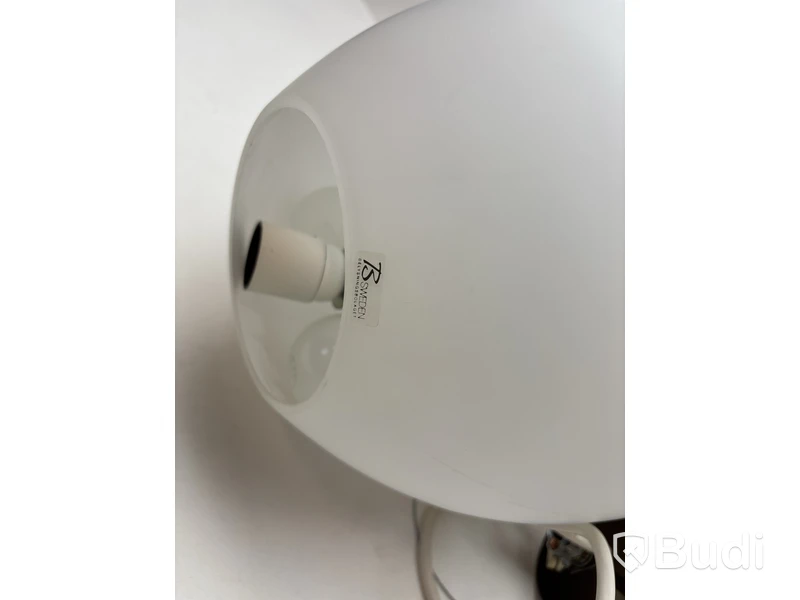 Taklampa Bsweden vit. Ord. pris inkl. moms: ca 3940 kr.