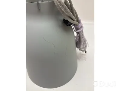 Taklampa Fritz Hansen Caravaggio P2 ljusgrå. Ord. pris inkl. moms: ca 5399 kr.