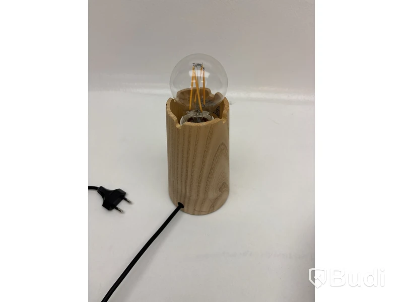 Skrivbordslampa Fritz Hansen Night Owl. Ord. pris inkl. moms: ca 3299 kr.