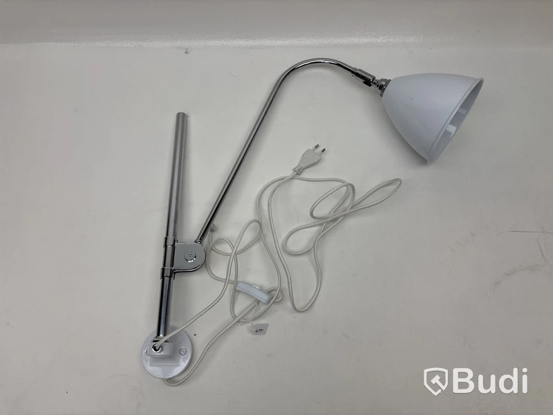Vägglampa Gubi Bestlite BL5.