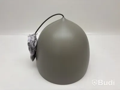 Taklampa Fritz Hansen Suspence P1,5. Ord. pris inkl. moms: ca 6099 kr.