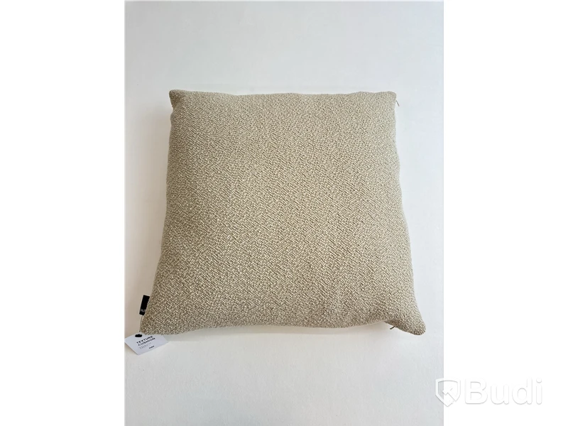 Soffkudde Hay Sand. Ord. pris inkl. moms: ca 1349 kr.