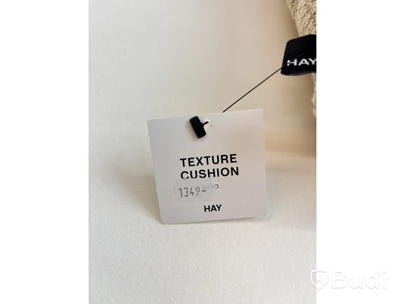 Soffkudde Hay Sand. Ord. pris inkl. moms: ca 1349 kr.