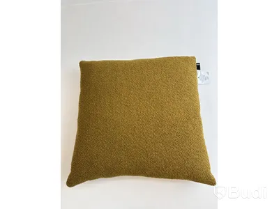 Soffkudde Hay Olive. Ord. pris inkl. moms: ca 1349 kr.