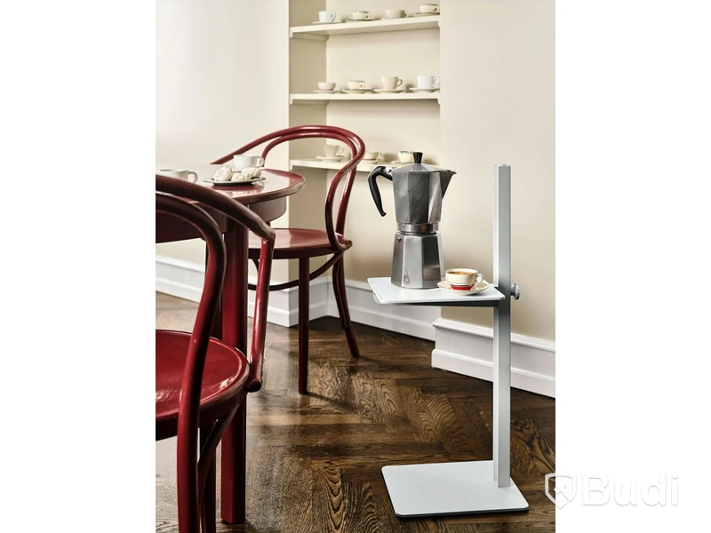 Sidobord String Museum Sidetable, aluminium. Ord. pris inkl. moms: ca 3099 kr