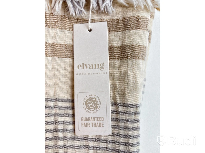 Filt Elvang Iris Decke. Ord. pris inkl. moms: ca 949 kr.