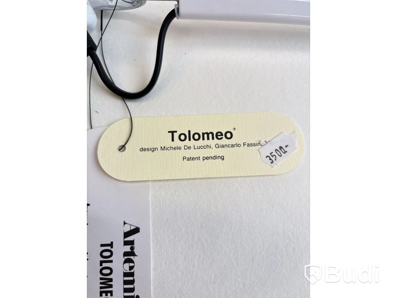 Skrivbordslampa Artemide Tolomeo. Ord. pris inkl. moms: ca 3500 kr.