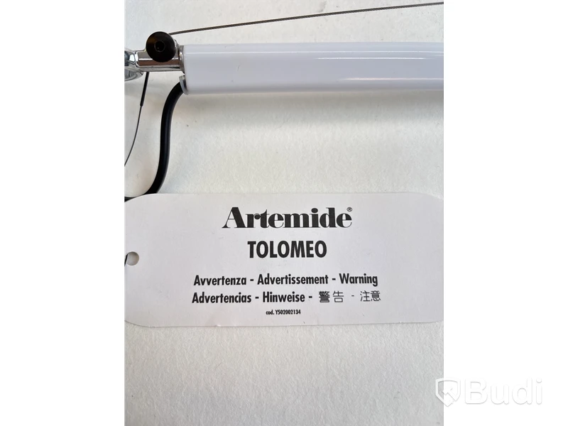 Skrivbordslampa Artemide Tolomeo. Ord. pris inkl. moms: ca 3500 kr.