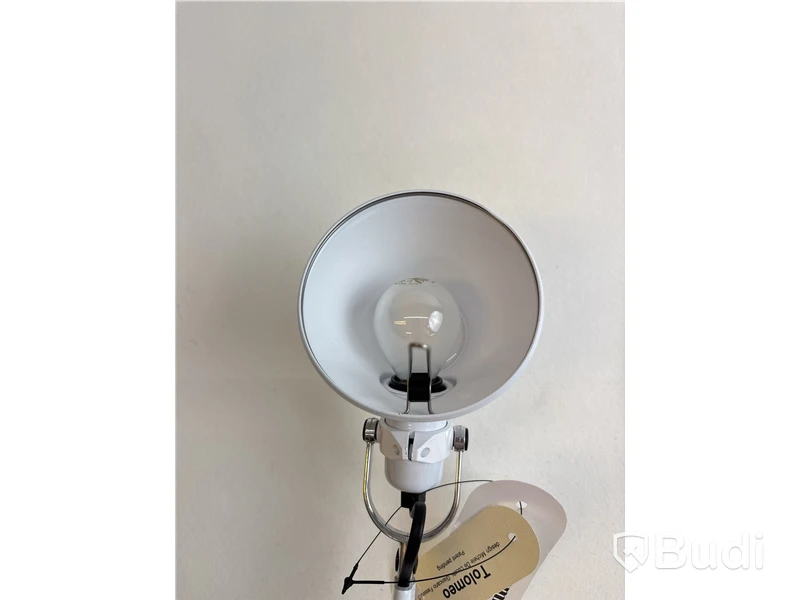 Skrivbordslampa Artemide Tolomeo. Ord. pris inkl. moms: ca 3500 kr.